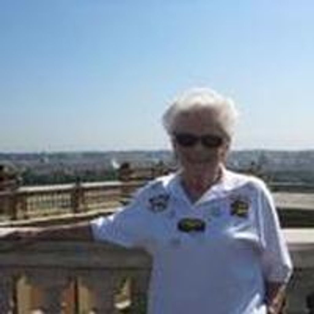 Carol Loeb Wallach