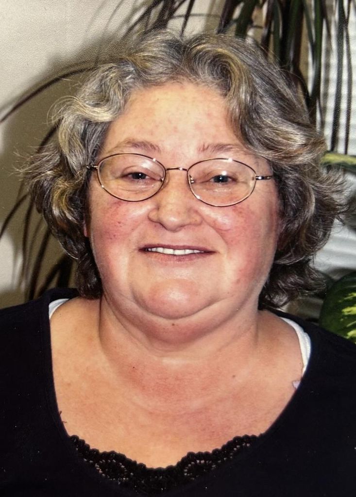 Robin Lavonda Gillespie Profile Photo