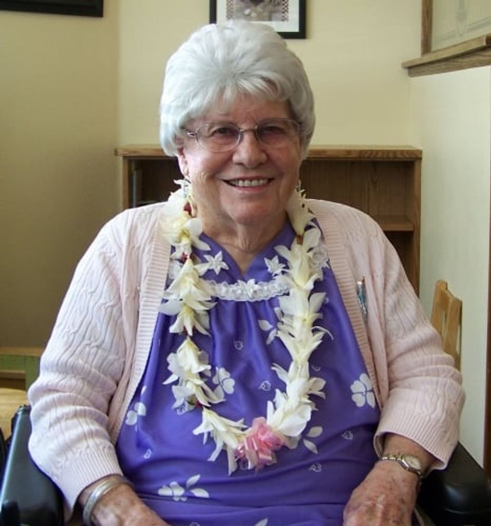 Maxine E. Folmer Profile Photo