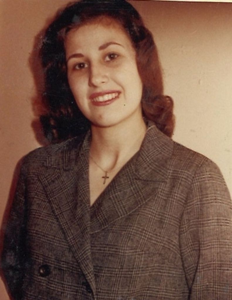 Sandra Santangelo Profile Photo