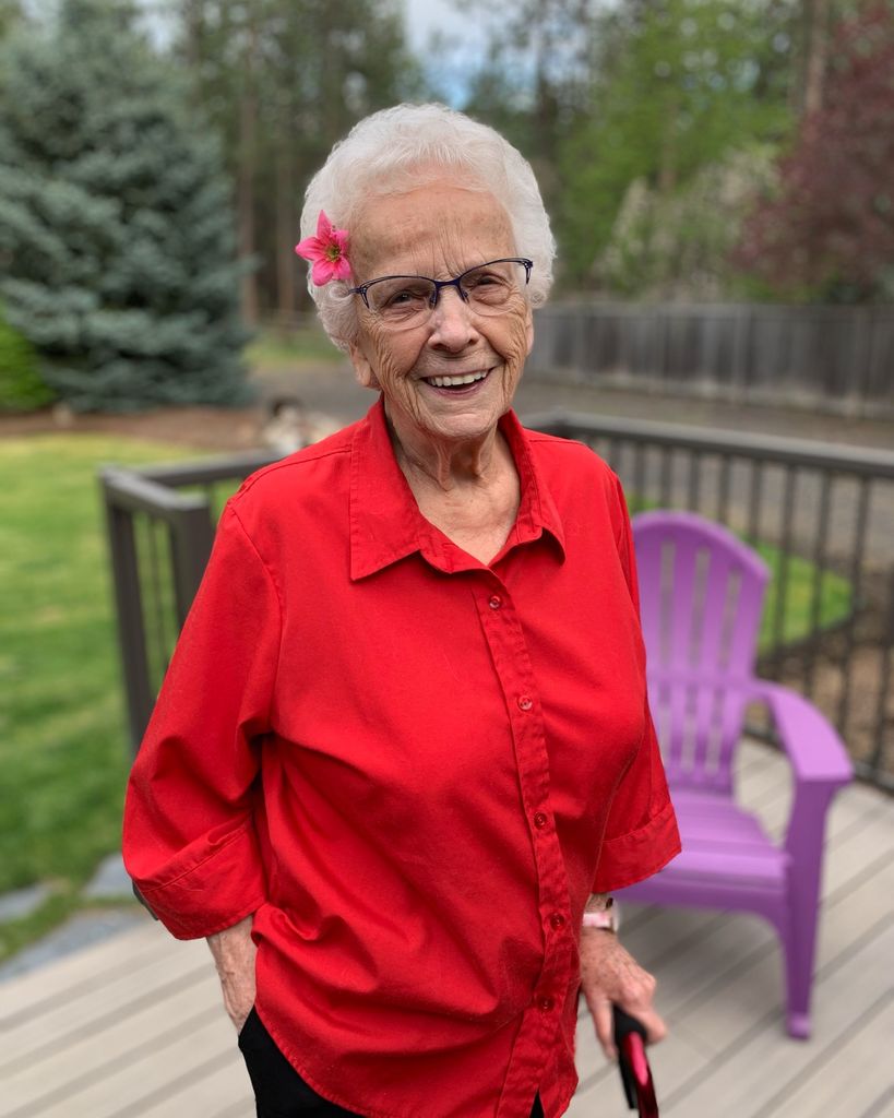 Lorlie June Peterson Profile Photo