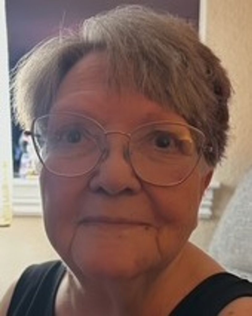 Carman Lorene Luckey Profile Photo