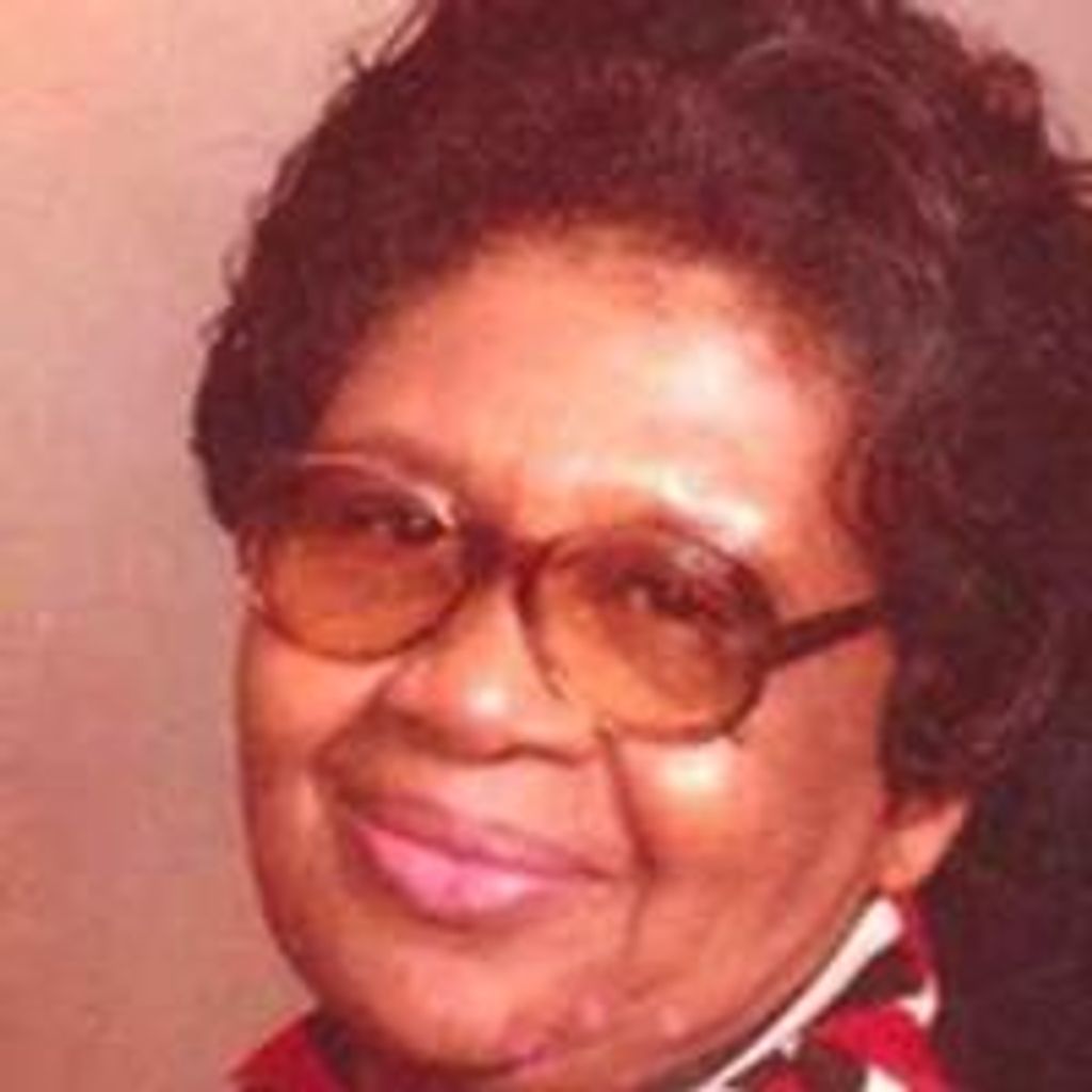 Minola Mackins