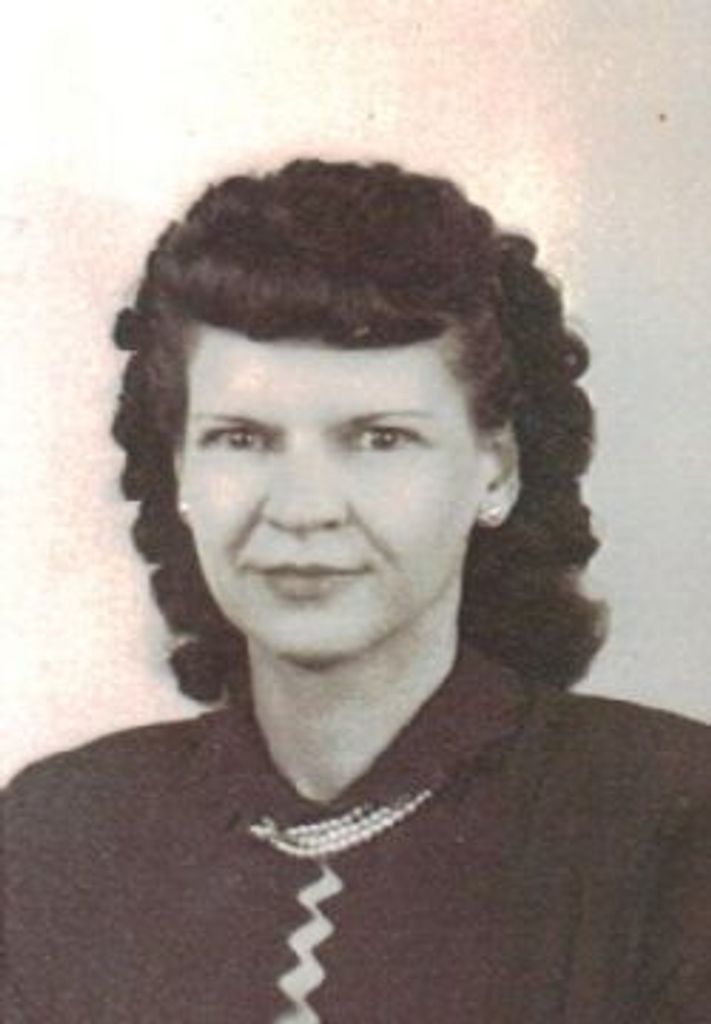 Essie Mae Moore Profile Photo