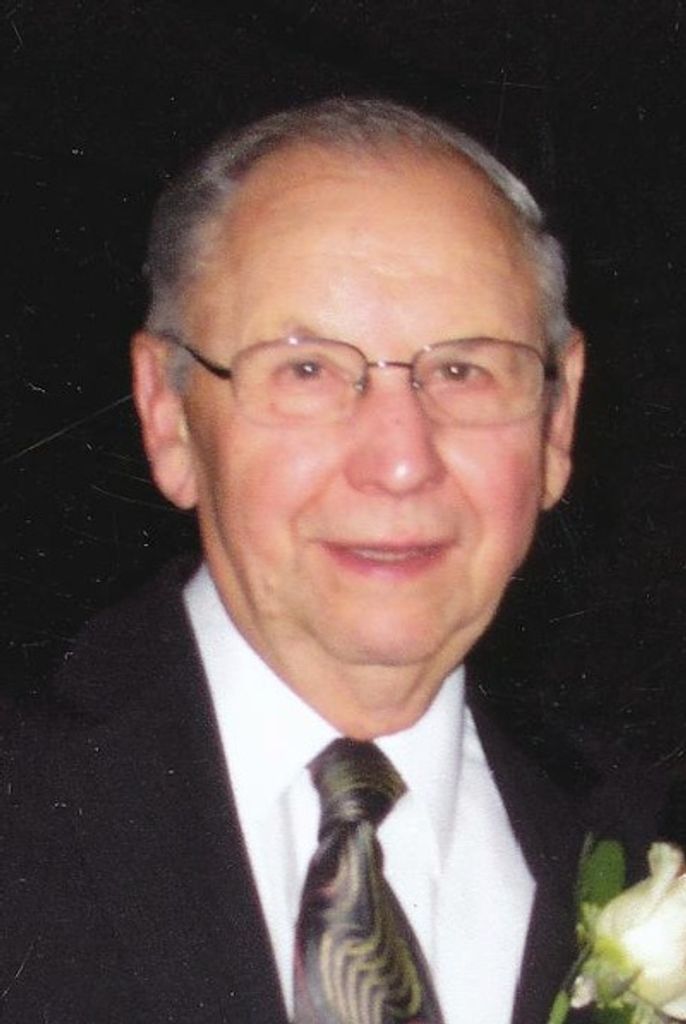 Robert August Woldt, Sr.