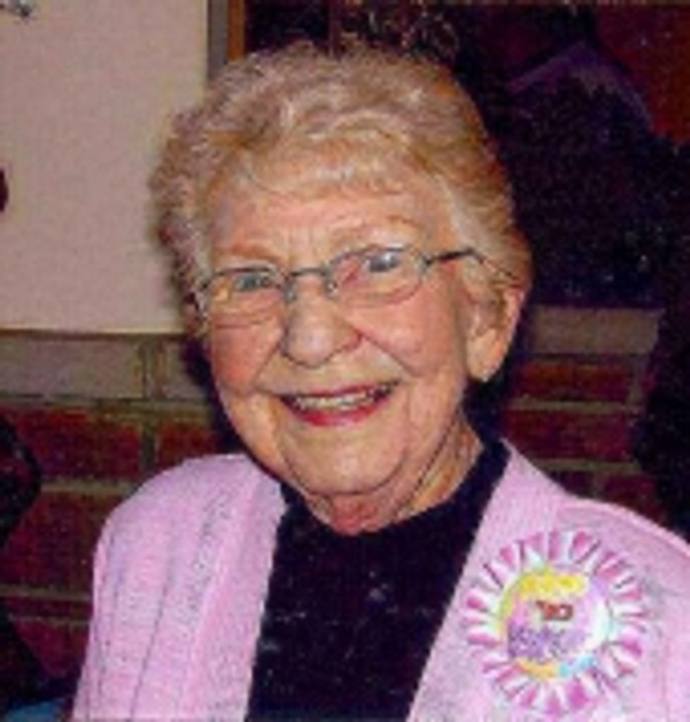 Maxine Dudley