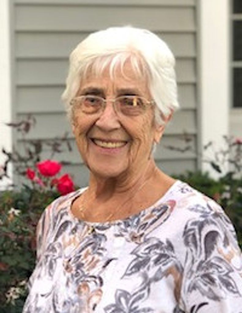 Joan Kaye (Fischer)  Tegen Profile Photo