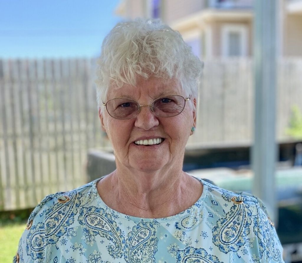 Thelma (Barrett)  Barnes