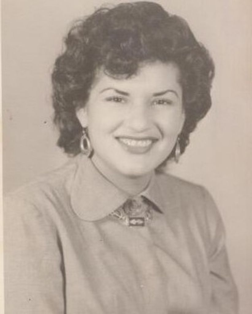 Consuelo Gallegos