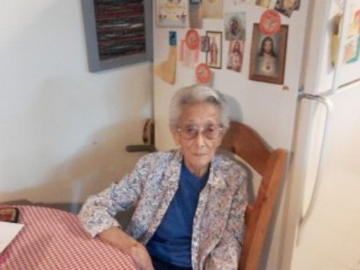 Lorencita "Lorie" Salas photo gallery thumbnail 9 of 21