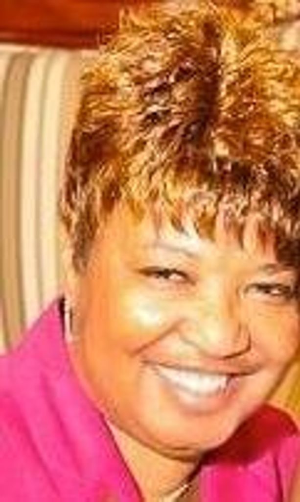 Jolyn  Glenwood Redding Profile Photo