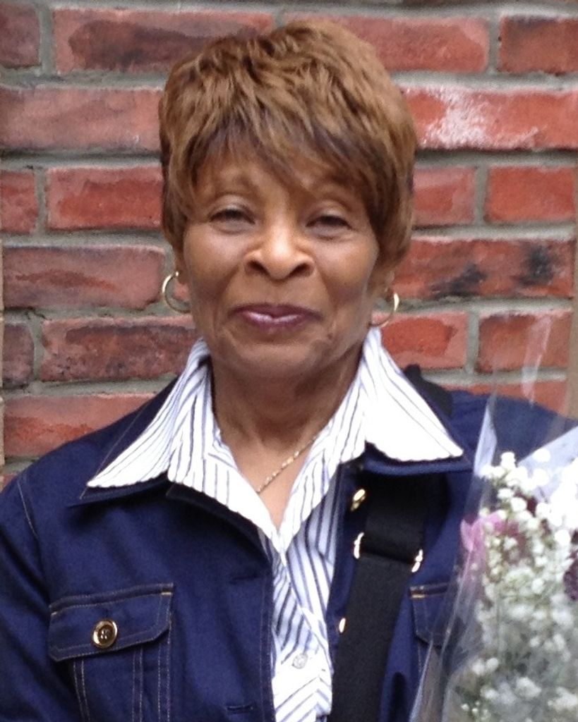Christine Middough Profile Photo