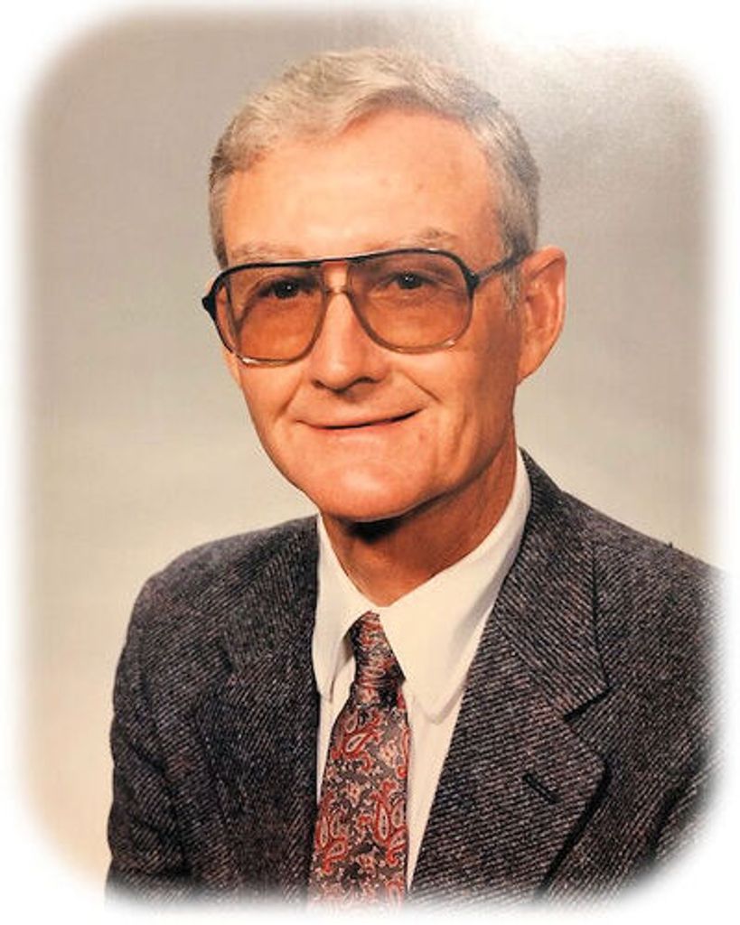Thomas Hall Profile Photo
