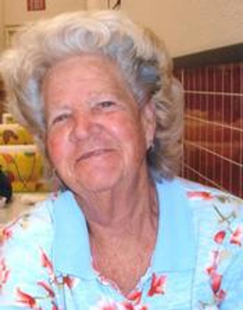 Della Mae Lyons Profile Photo