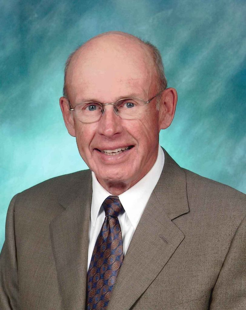 Bruce Calvert Lushbough