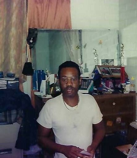 Earnest Phillips photo gallery thumbnail 28 of 104