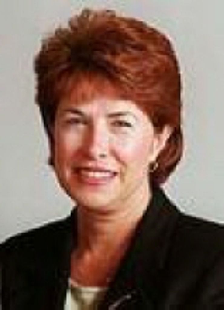 Christine  Lynne Stauffer