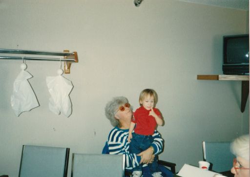 Carolyn J. (Bergstrom)  Bohl photo gallery thumbnail 60 of 133