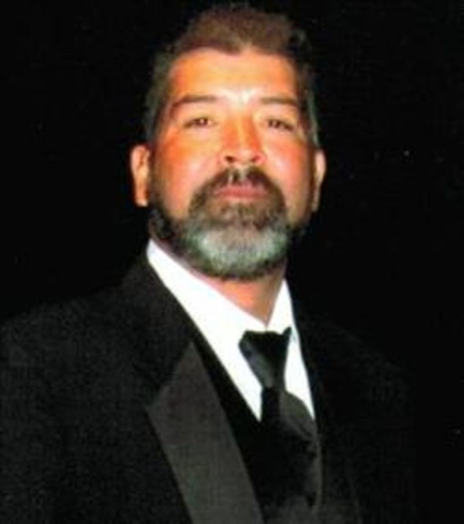 Michael G. Villaseñor Profile Photo