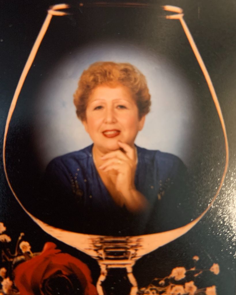 Lupana Oviedo De Vallejo