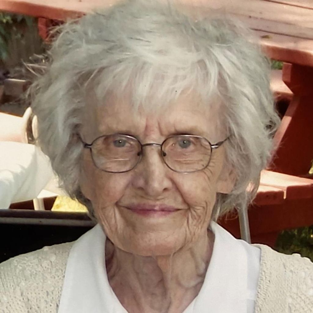 Ellen S Saari Profile Photo