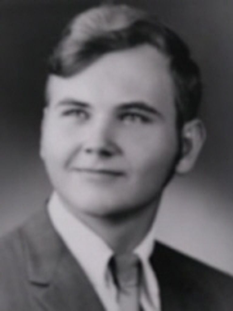 Wayne C Hoblit