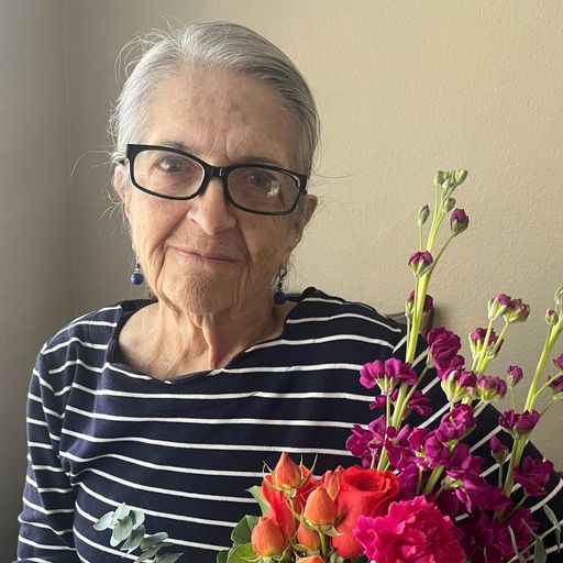 Betty Lou Briseno Profile Photo