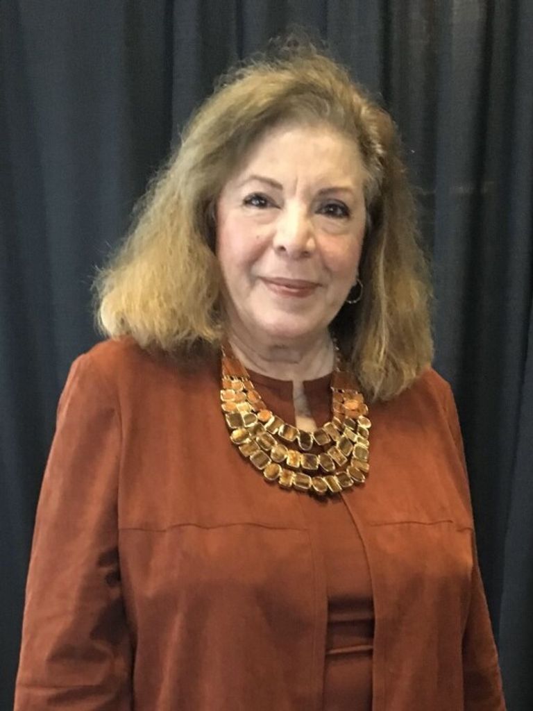 Eleni "Helen" (Hatzakis)  Esber