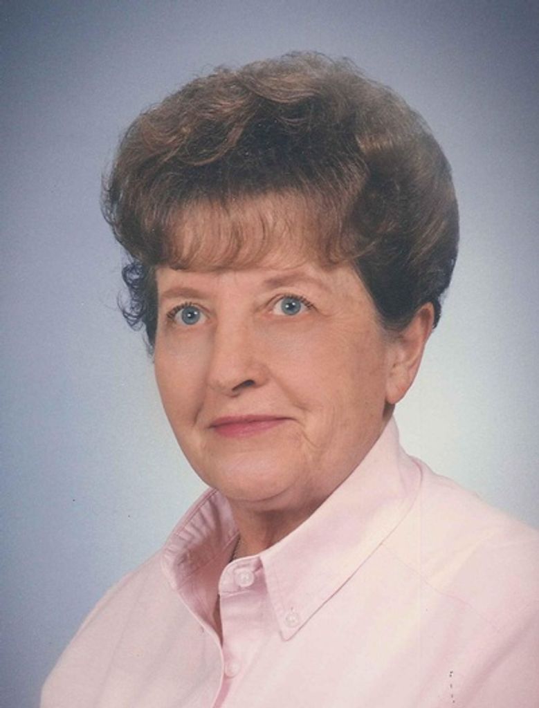 Violet Honeg Profile Photo