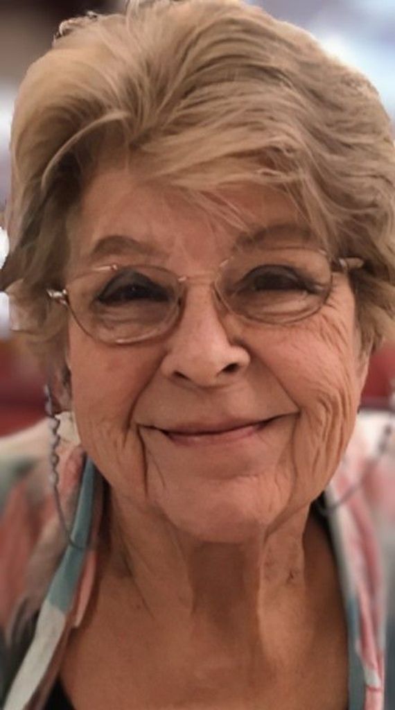 Paula Lee Profile Photo