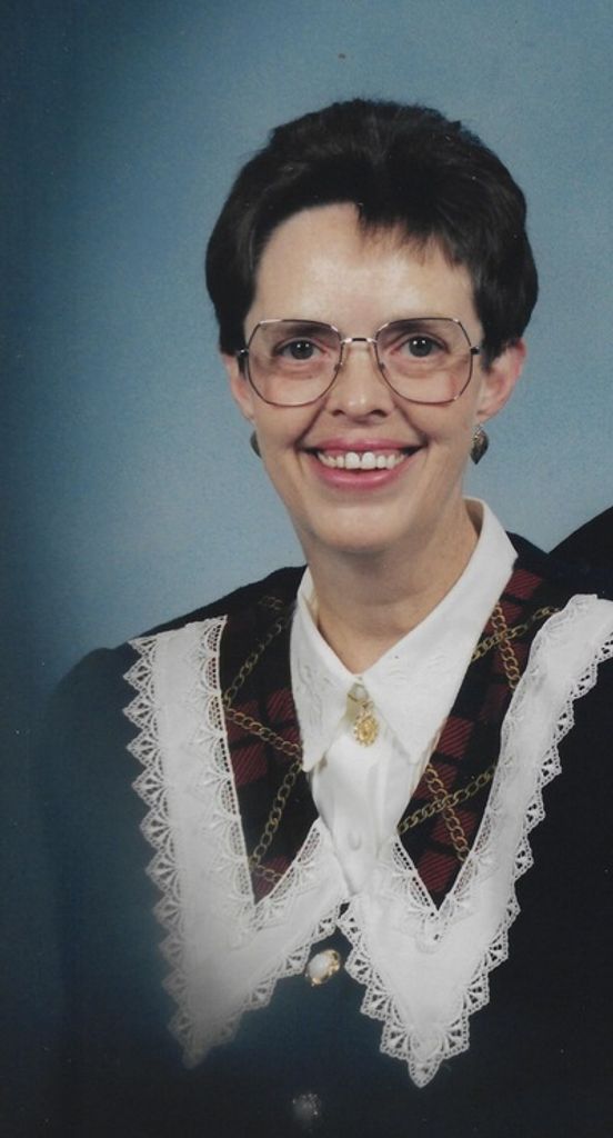Nancy Gearhart Scheie Profile Photo