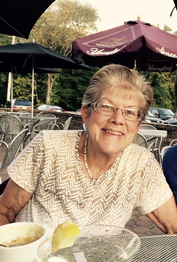 Robin G Logston (Nuss) Profile Photo