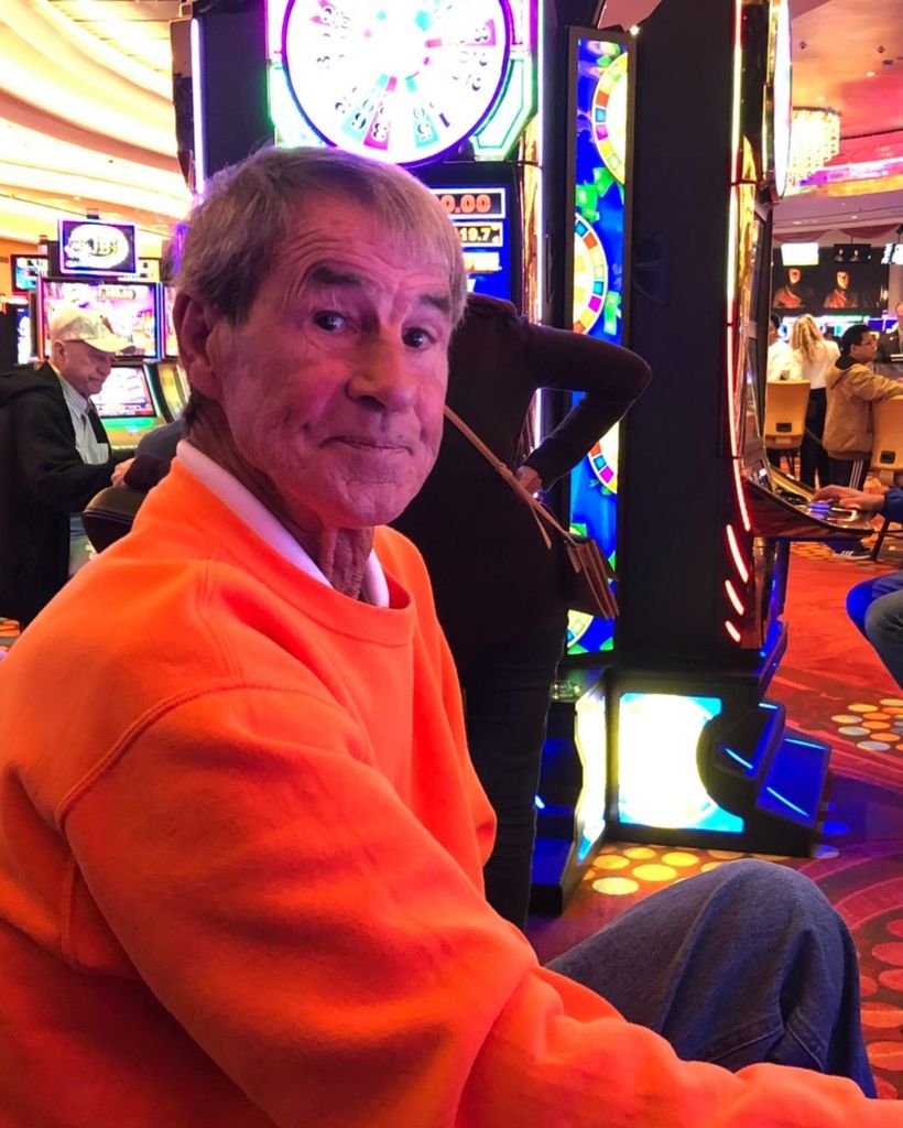Joseph Wayne "Frank" Gossett