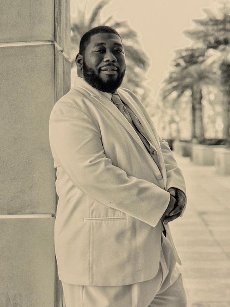 Thomico Bernado Robinson Sr. Profile Photo
