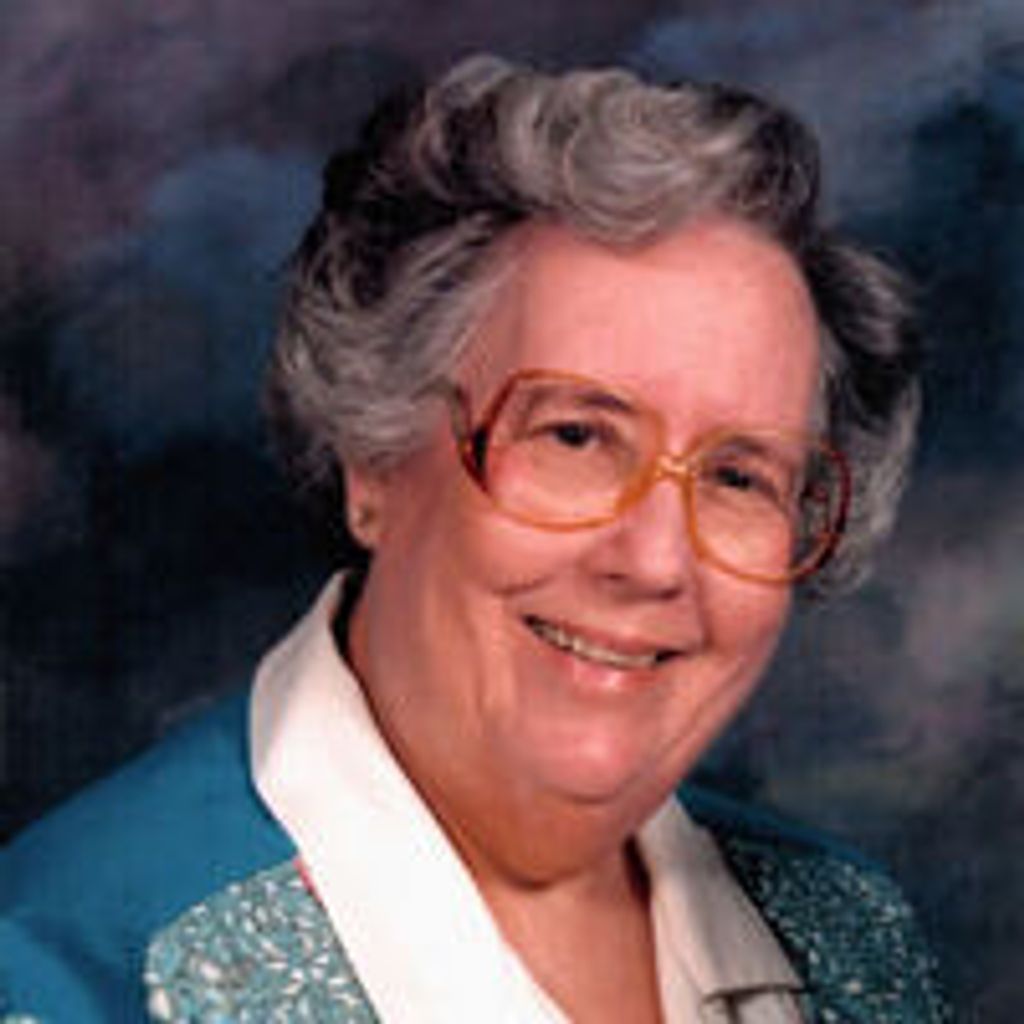 Carmen (Grawunder) Luedke