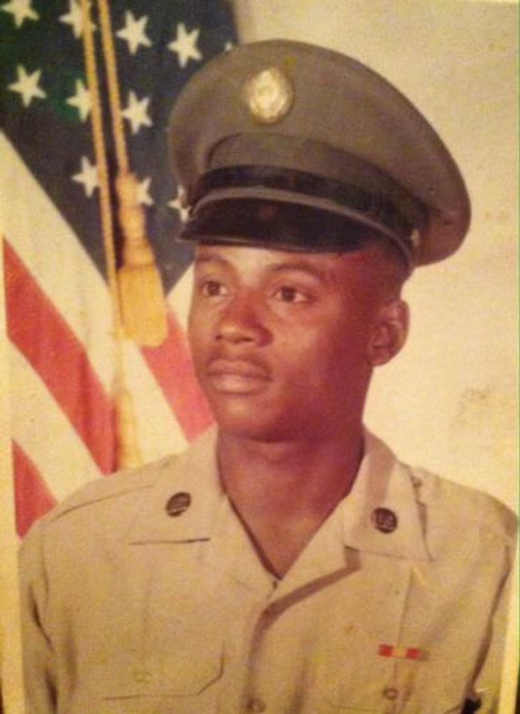 Ewan Thomas Sr.