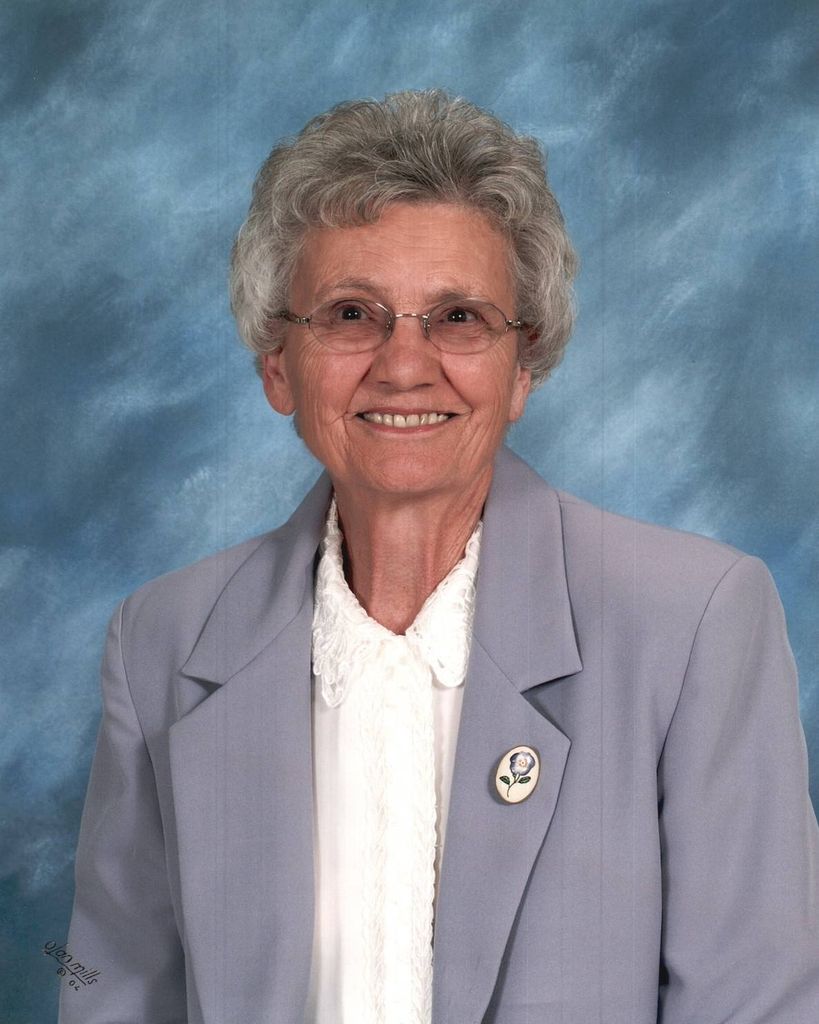 Stella Kelly Profile Photo