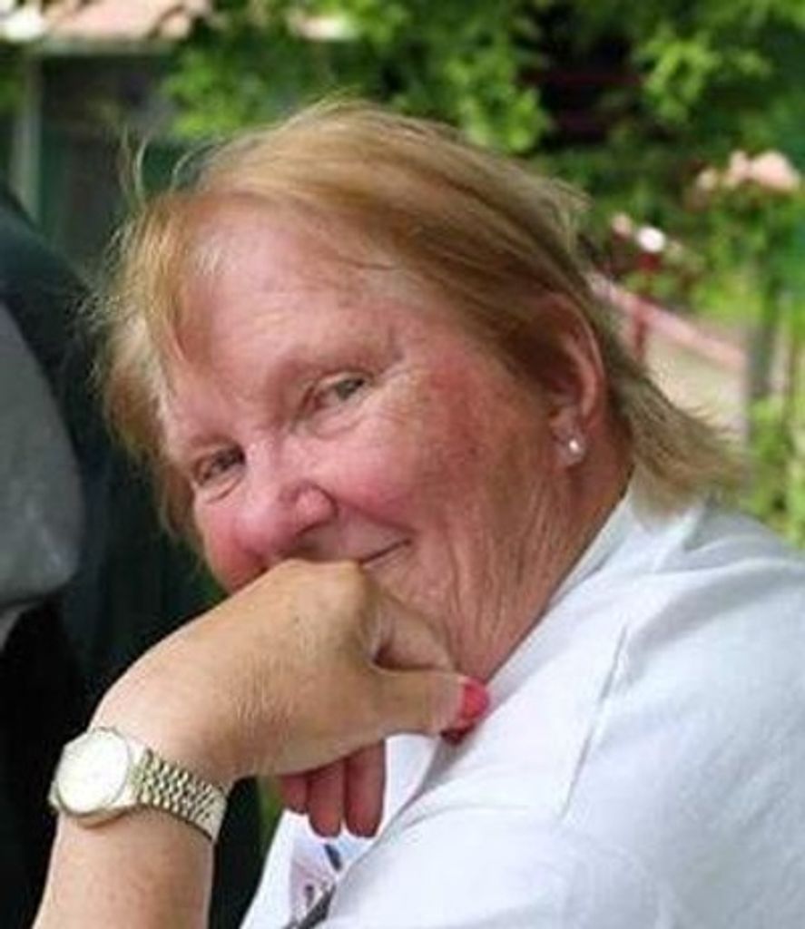 Bettylou "Betty" Etta Frost