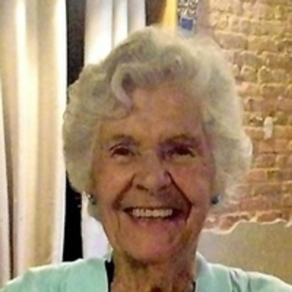 Elizabeth Violet Trupp Profile Photo