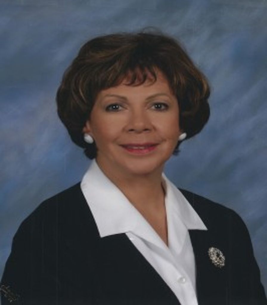 Esther Ildefonso