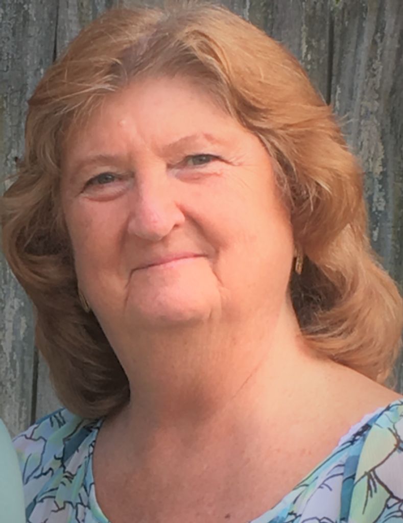 Cindy J. (Devine)  Napolitano Profile Photo