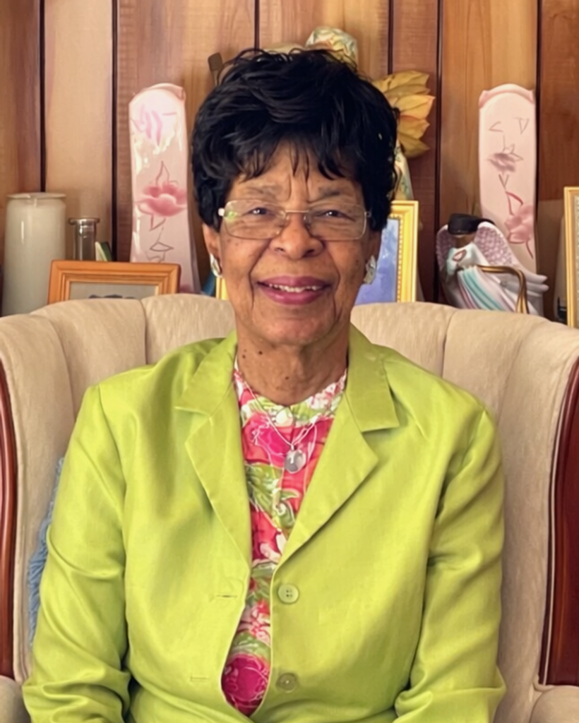 Rebecca Hall Davidson Profile Photo