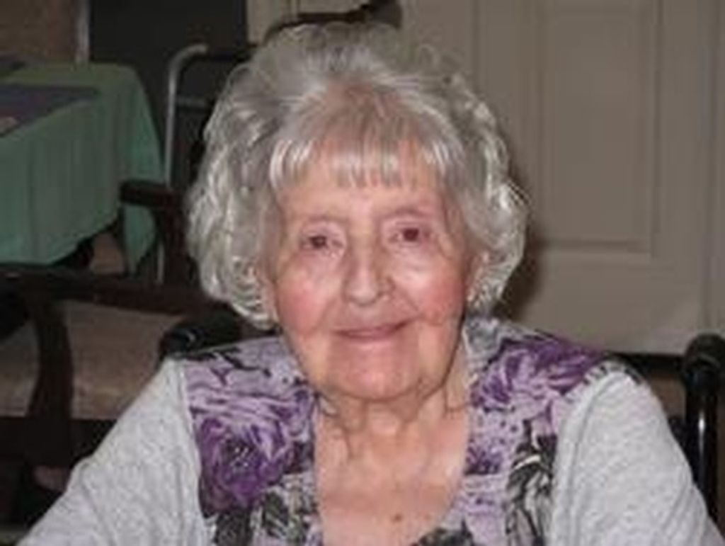 Dorothy C Miller