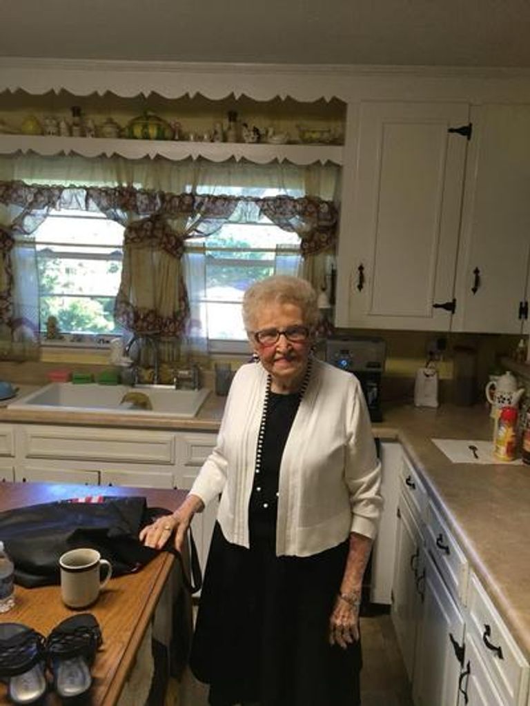 Eloise Jean Sagima Profile Photo