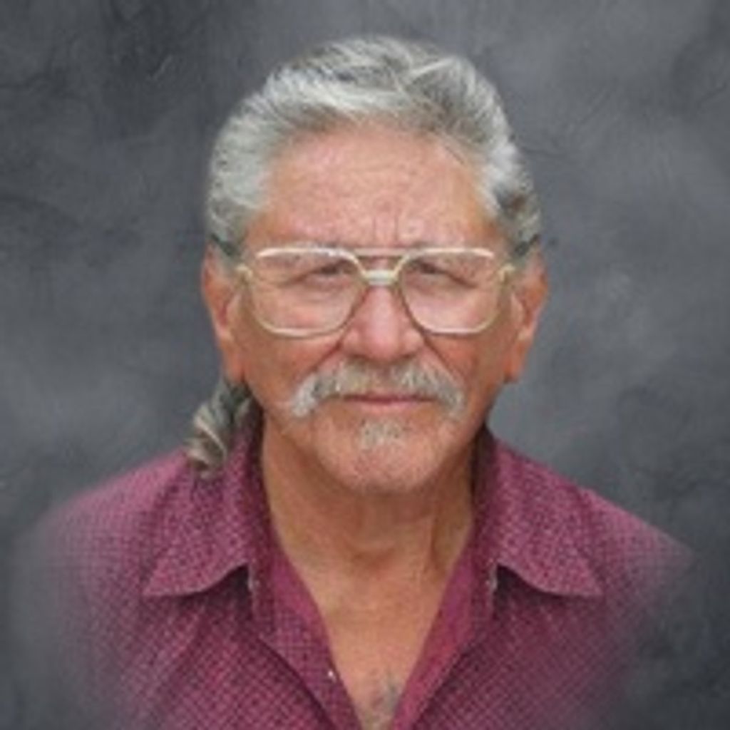 Arnoldo  R. Escobar