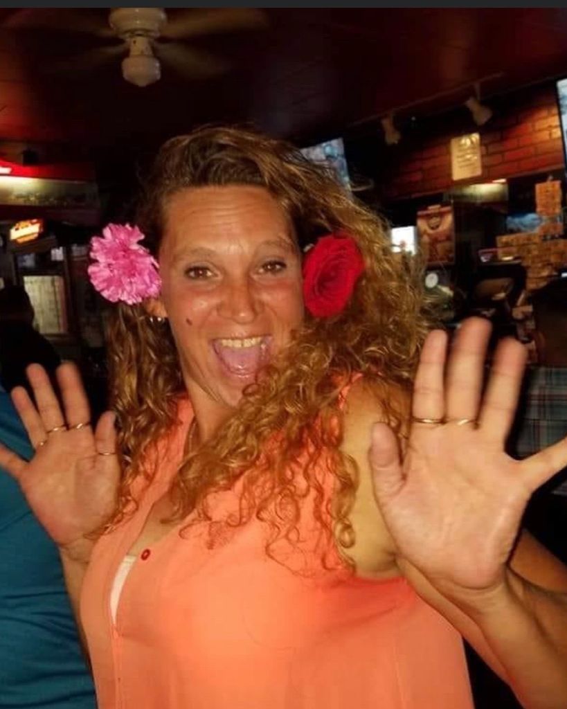 Tara Marie Wright Profile Photo