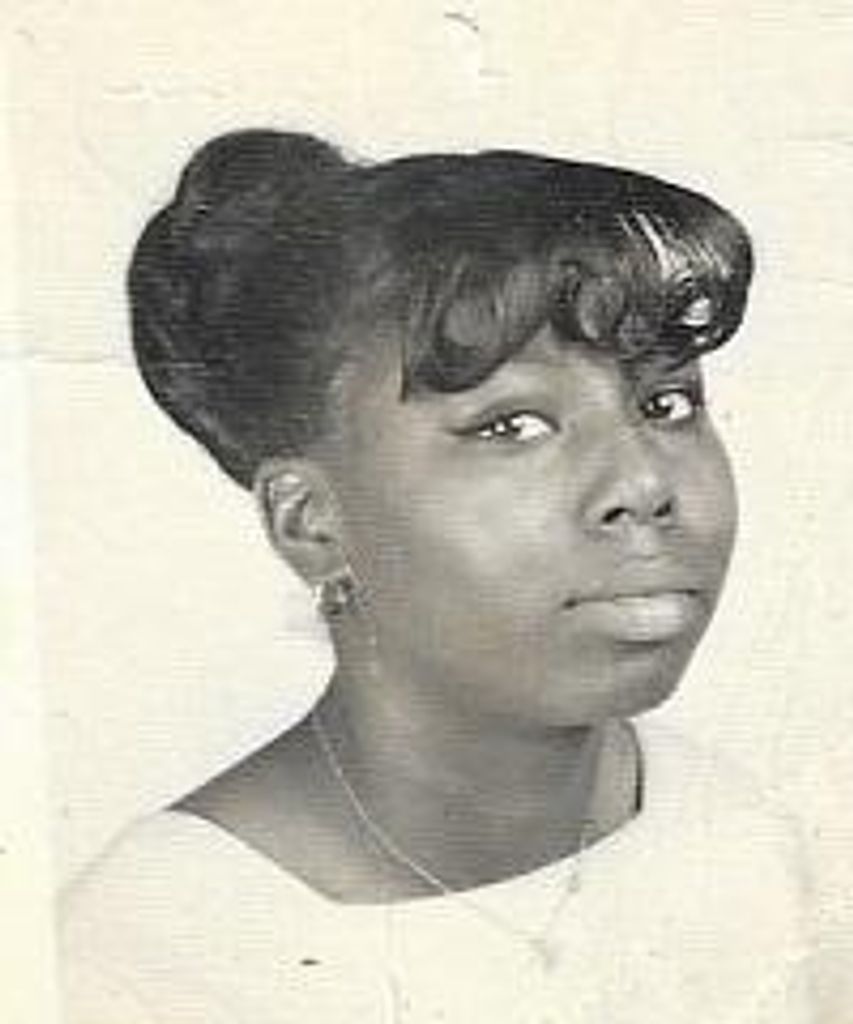 Gwendlyin Bell Profile Photo