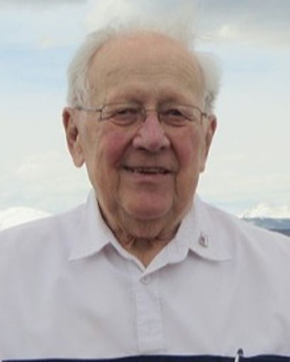 Reinhard L. Palm's obituary image