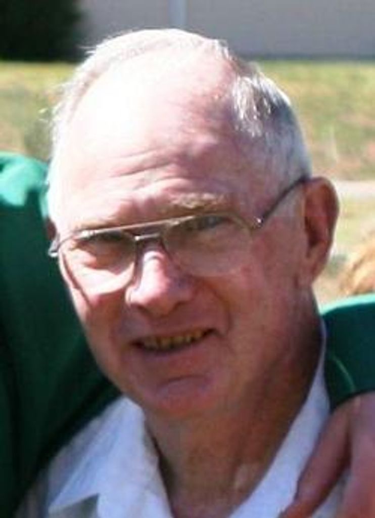 Robert Riley Profile Photo