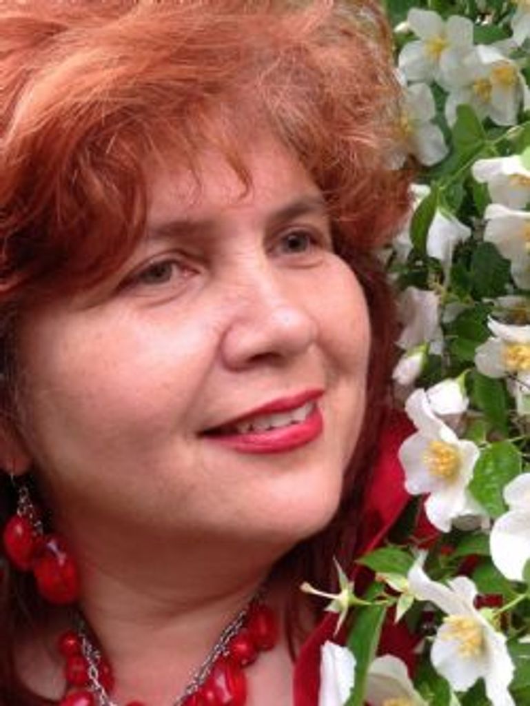 Sandy Rivas Lewis